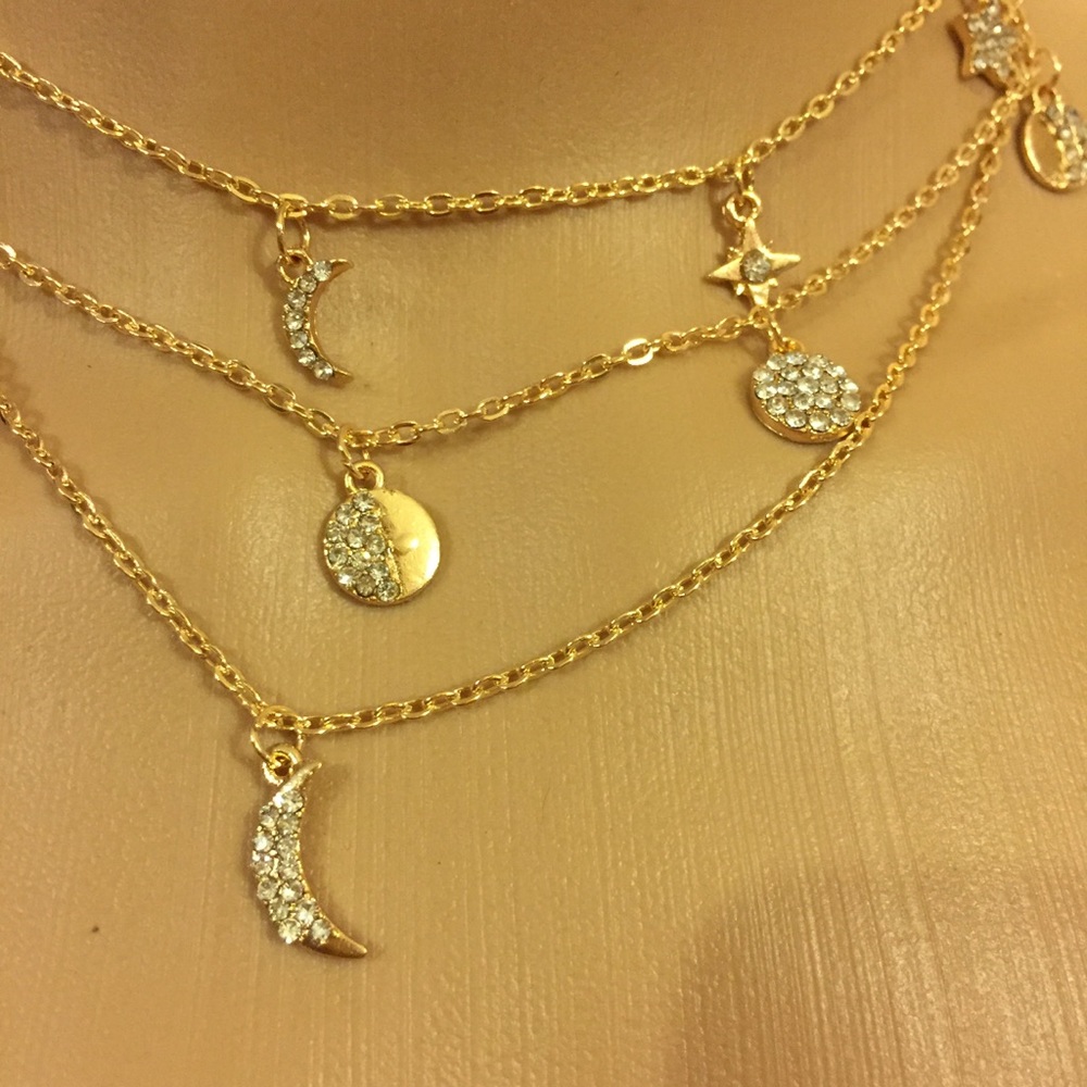 🌙 Boho 3 chain moon star celestial necklace 🌟 - Picture 4 of 8